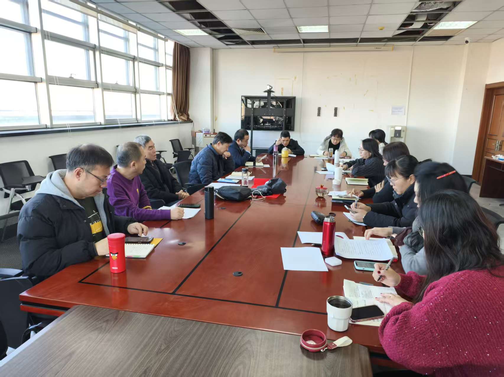 凝心聚力擘画高质量发展新蓝图——图书馆召开2026年工作计划交流会