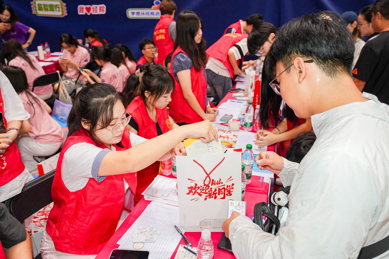 2026年迎新工作纪实：青春志愿红，暖心护新程