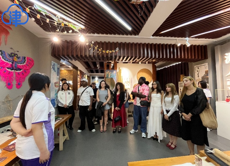 津云客户端报道报道我校“丝路同心・文明互鉴——上合留学生进南开，丝路故事进校园”思政共建活动